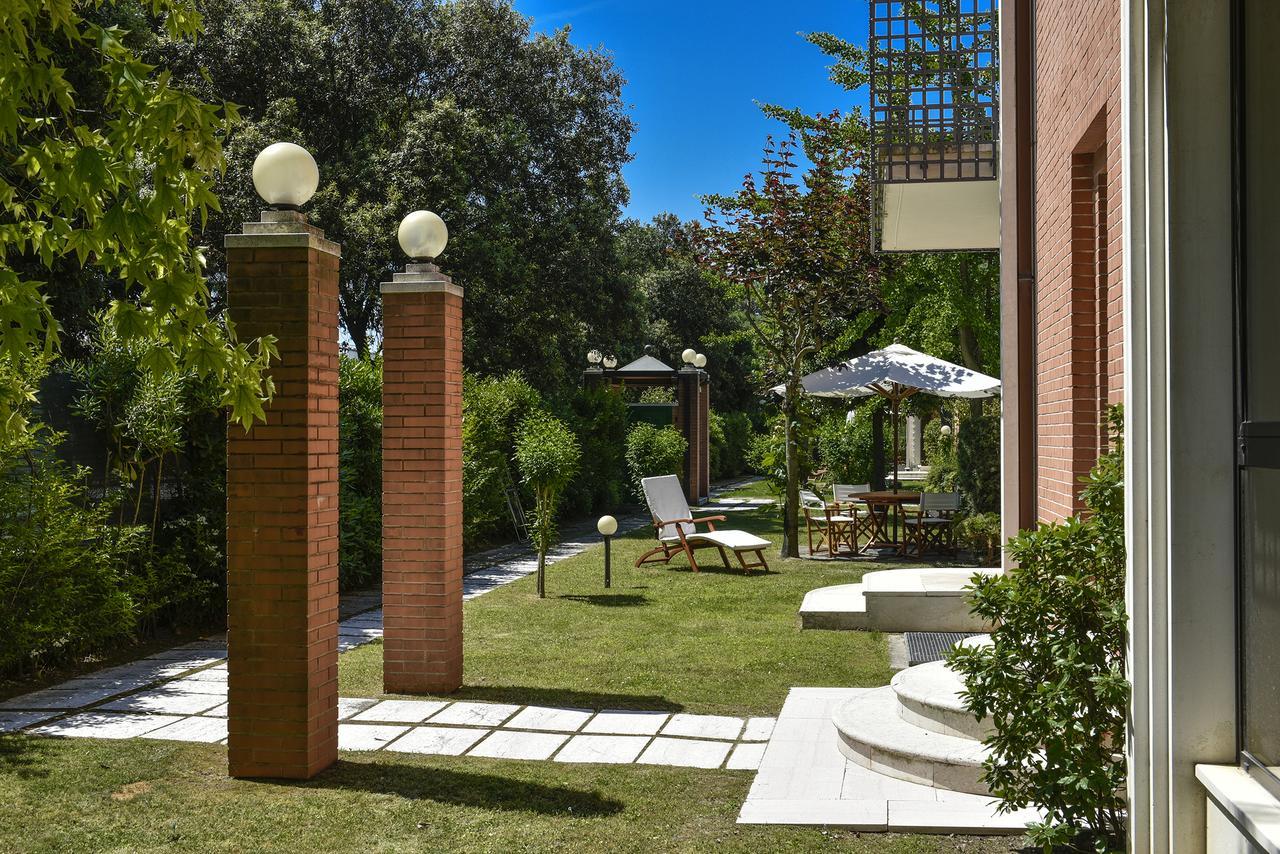 Db Villas Le Ville Del Lido Resort Lido de Venise Extérieur photo