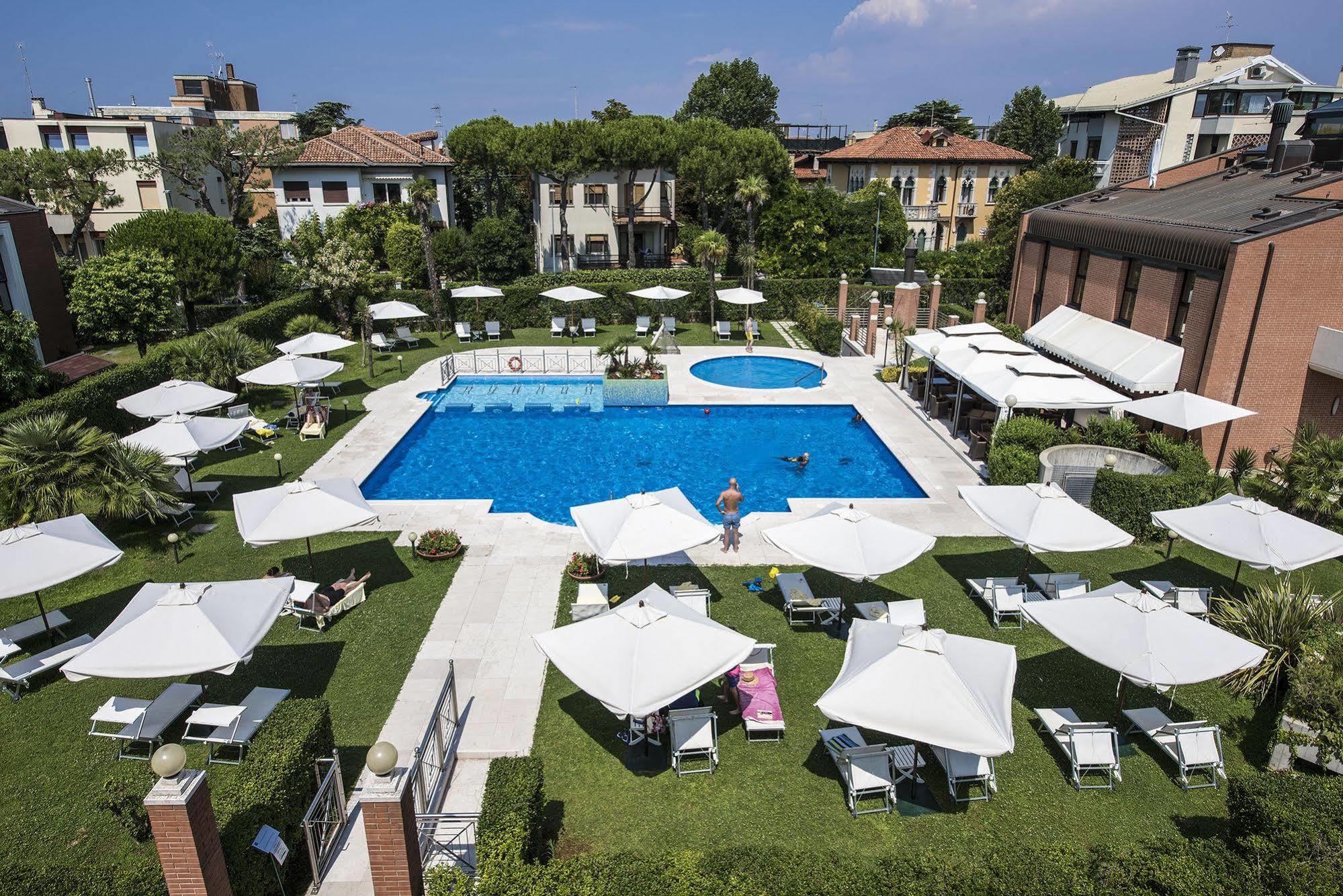 Db Villas Le Ville Del Lido Resort Lido de Venise Extérieur photo